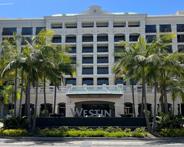 Westin Anaheim Resort entry