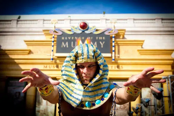 Revenge of the Mummy® the Ride