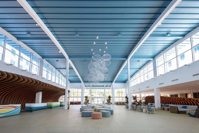 Surfside Inn and Suites Lobby