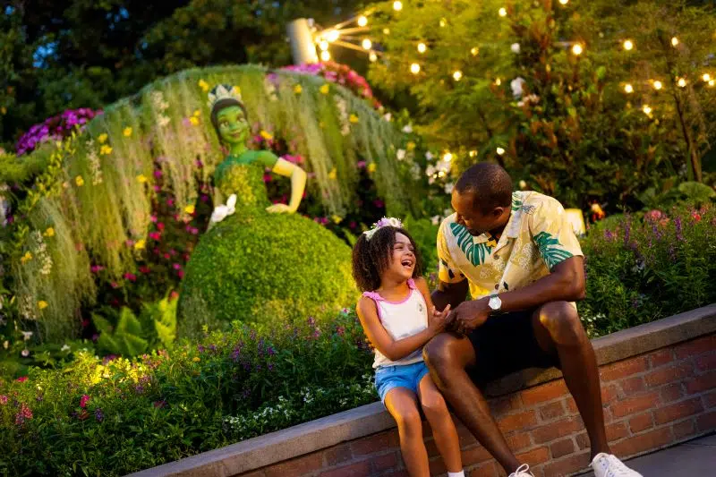 WDW - EPCOT International Flower and Garden Festival - Tiana Topiary